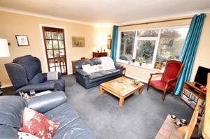 Lounge- click for photo gallery